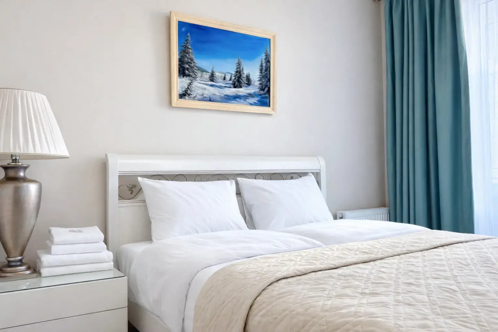 Фотография квартиры Апартаменты уютные АпартМари Пионерский: с видом на море, первая линия с выходом на пляж