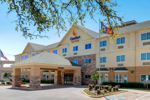 Фотография гостиницы Comfort Suites North Dallas