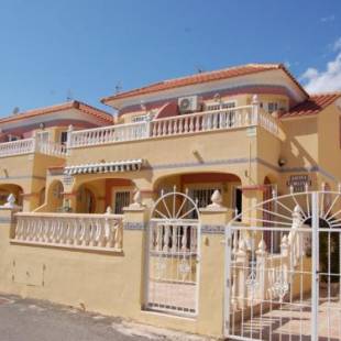 Фотографии гостевого дома
Cozy Holiday Home in Valencia with Swimming Pool