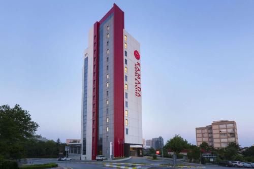 Фотография гостиницы Ramada Hotel & Suites by Wyndham İstanbul Ataköy