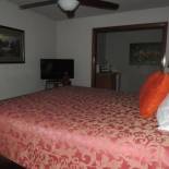 Фотография мини отеля The Whispering Pines Inn