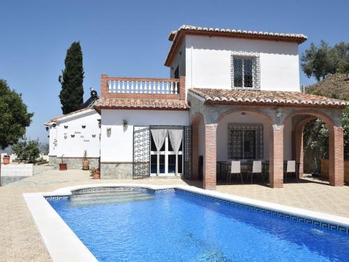 Фотография гостевого дома Beautiful detached villa near Arenas with delightful terrace and stunning view