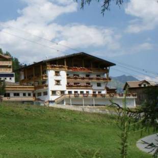 Фотографии гостиницы
Sonnenhotel Soldanella Sonneck