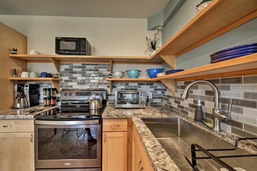 Фотография гостевого дома Condo with Lanai-At Beginning of Road to Hana!