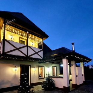 Фотография Коттеджа Частный Дом на Берегу Озера с Вместимостью до 18 Человек