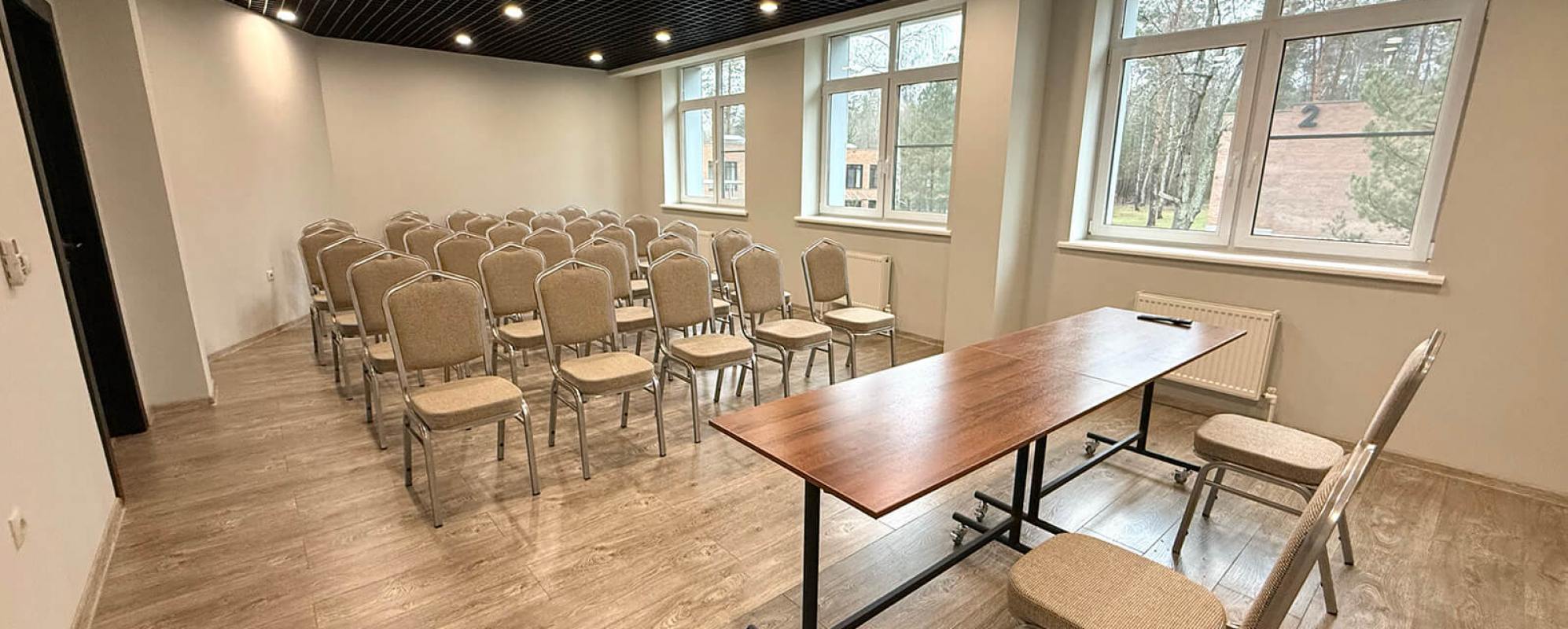 Фотографии конференц-зала Зал Рябина