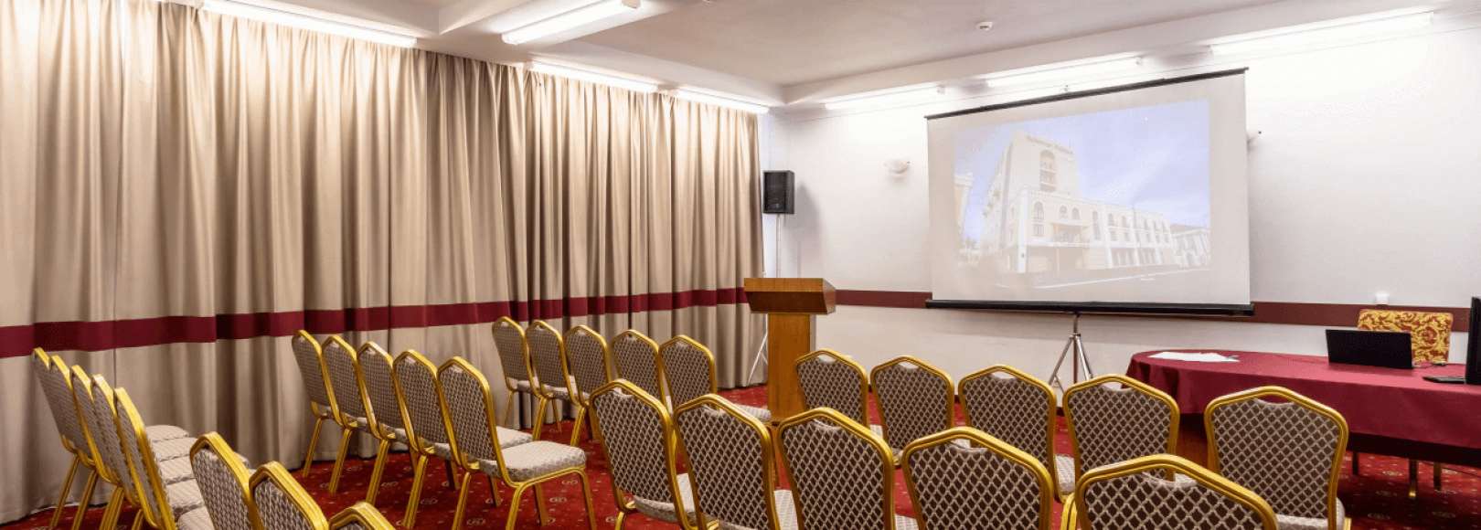 Фотография конференц-зала Малый зал Сулейман палас