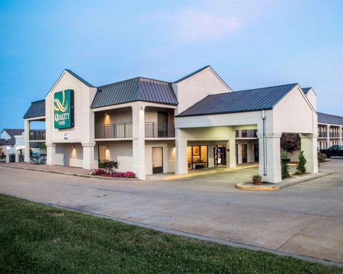 Фотография гостиницы Quality Inn South Springfield