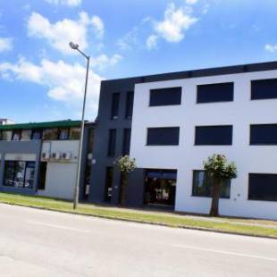 Фотографии мини отеля
Hotel Fitromax Ajka