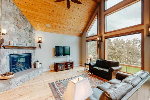 Фотография гостевого дома The Lodge at Diamond Woods