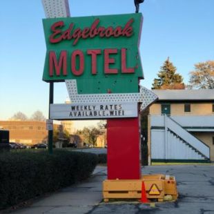 Фотография гостиницы EDGEBROOK MOTEL