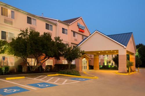 Фотография гостиницы Fairfield Inn & Suites by Marriott Houston Energy Corridor/Katy Freeway