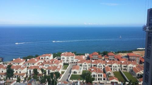 Фотографии квартиры 
            19th Floor Panorama Sea View