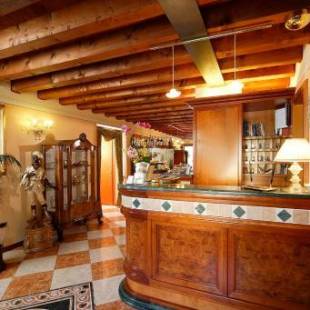 Фотографии гостиницы
Hotel Antico Moro