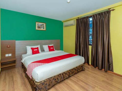 Фотография гостиницы Capital O 89538 Ocean Hotel