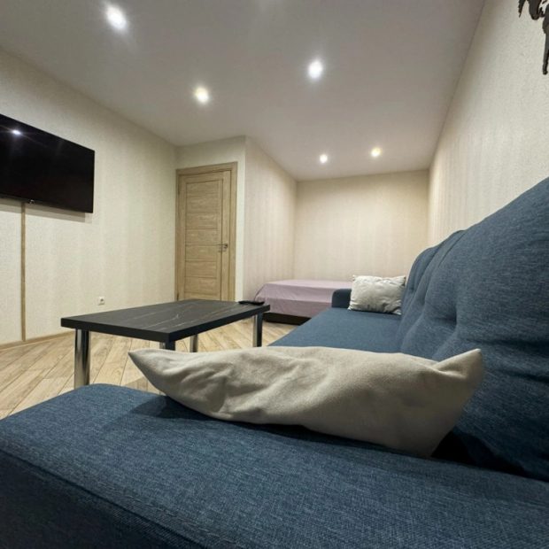 Фотографии квартиры 
            Апартаменты Квартира на сутки улица Якубовского, 62