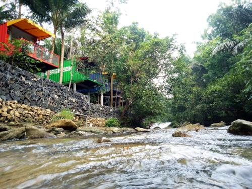 Фотография мини отеля Hau Eco Lodges Citumang