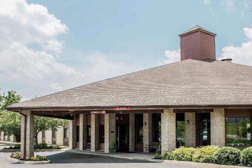 Фотография гостиницы Quality Inn-Wooster