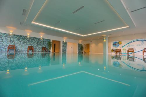 Фотография гостиницы Bacolux Diana Resort, Herculane