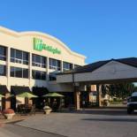 Фотография гостиницы Holiday Inn Des Moines-Airport Conference Center, an IHG Hotel