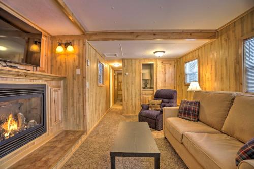 Фотография гостевого дома Island Park Cabin Near ATV Trails and Reservoir