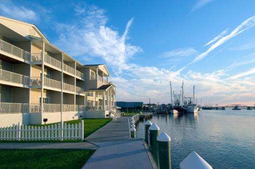 Фотография гостиницы Hampton Inn & Suites Chincoteague-Waterfront, Va