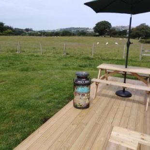 Фотография кемпинга Camping Shabby Chic Caravan - Pen Cefn Farm Holiday