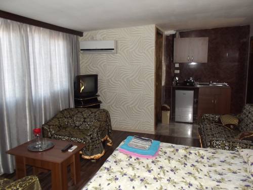 Фотография гостиницы Hotel Lavro