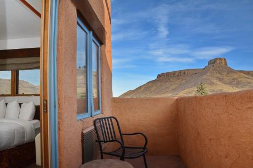 Фотография гостиницы Table Mountain Inn