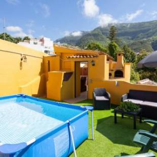 Фотографии гостевого дома
Canarian House with views and pool