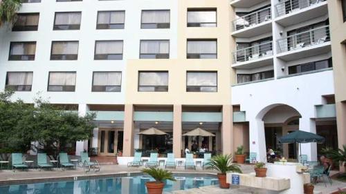Фотография гостиницы DoubleTree by Hilton San Antonio Downtown