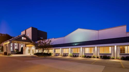 Фотография гостиницы Best Western Plus Longbranch Hotel & Convention Center