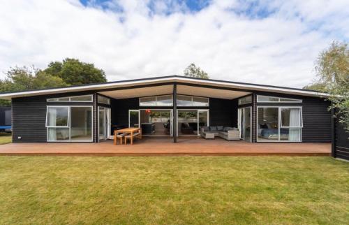 Фотография гостевого дома Wind Down on Esther