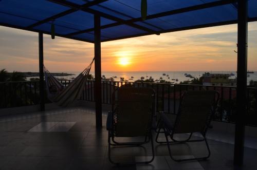 Фотография гостевого дома Dolphin House