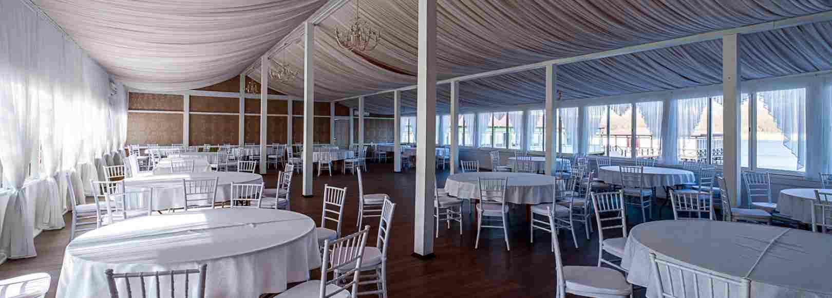 Фотография банкетного зала Летний зал