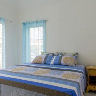 Фотография гостевого дома Little Bay Country Club - 2 bedroom
