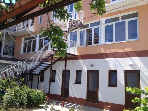 Фотография мини отеля София на Самбурова