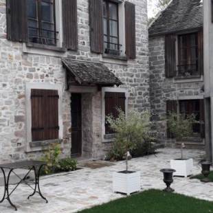 Фотографии мини отеля
ARTEMIS SUITE