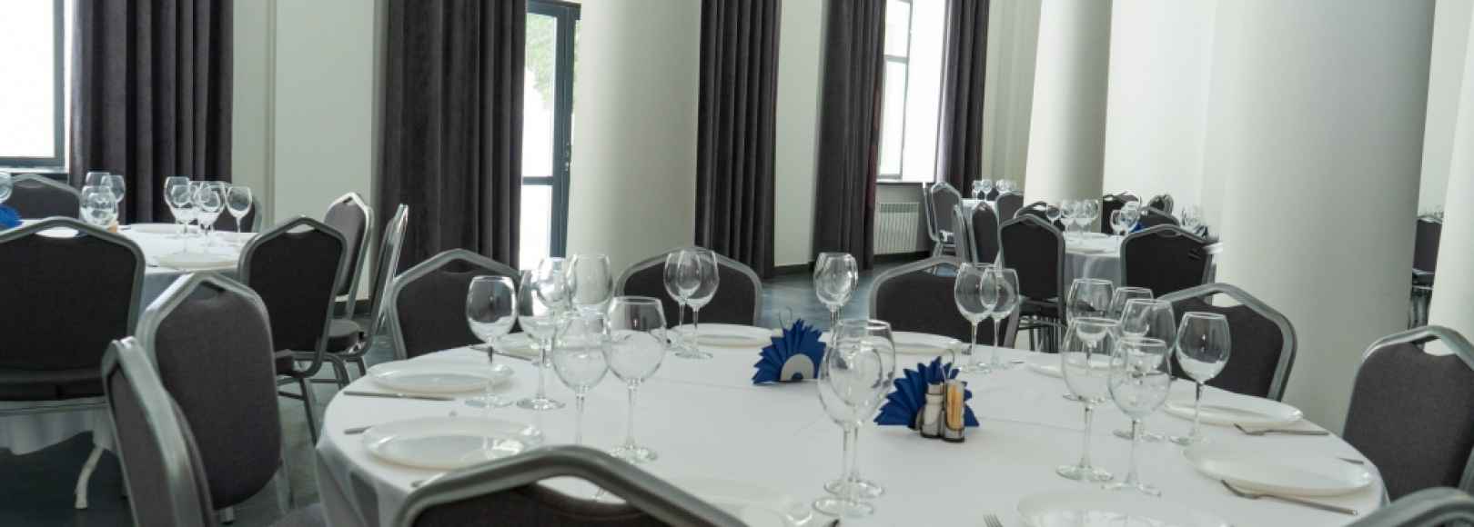 Фотография банкетного зала White hall