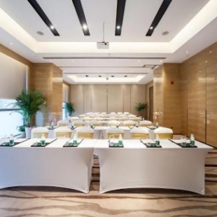 Фотография гостиницы Holiday Inn Chengdu Oriental Plaza, an IHG Hotel