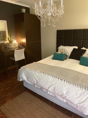 Фотографии мини отеля
The Hedge Guesthouse