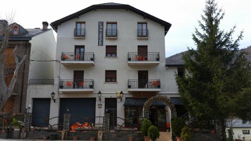 Фотография гостевого дома Hostal Can Josep