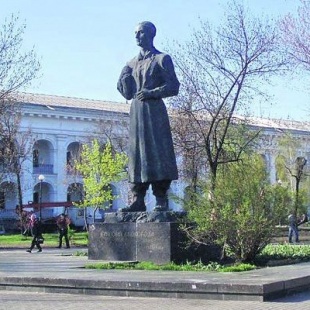 Фотография Памятник Григорию Сковороде