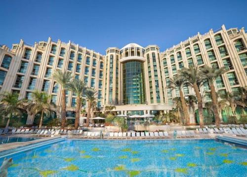 Фотография апарт отеля level of 5 star on the beach