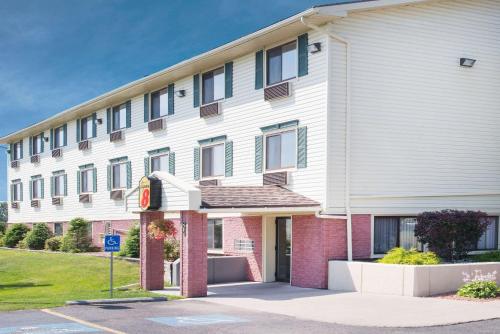 Фотография мотеля Super 8 by Wyndham Massena NY