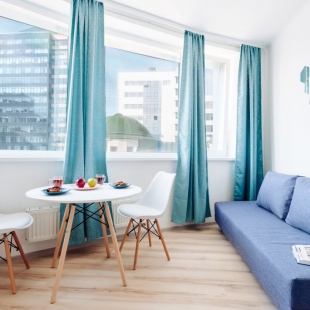 Фотография квартиры Апартаменты UyutnoEKB ЖК Артек 6 этаж с спальней