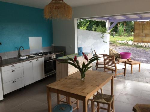 Фотография гостевого дома Vanille et Vahiné FR2PF8AL