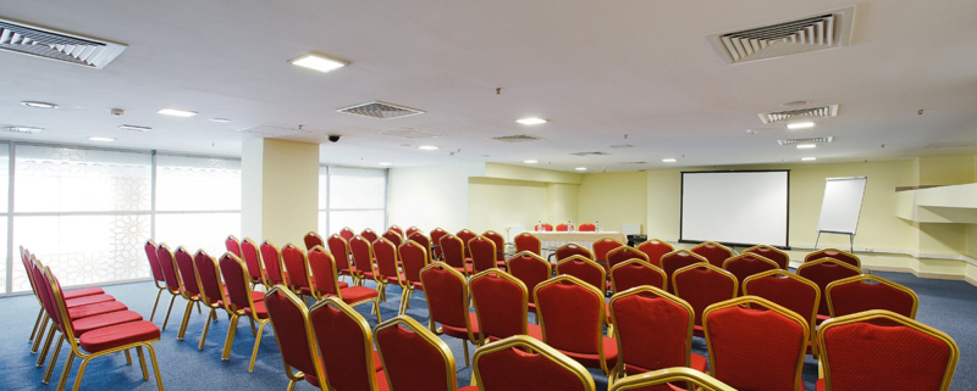 Фотографии конференц-зала Малый конгресс холл