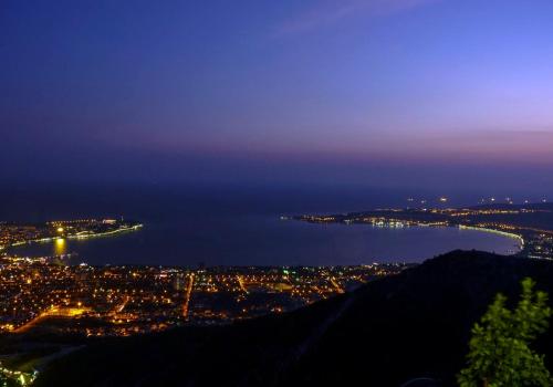 Фотографии гостевого дома
Blue Bay на Маршала Жукова