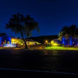Фотографии гостиницы
Fort Davis Inn & RV Park